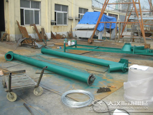 絞龍螺旋（xuán）輸送機